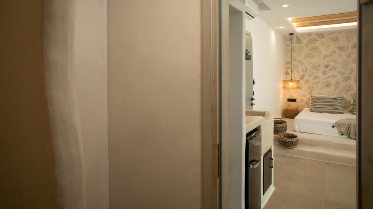 Naxos Village Hotel *